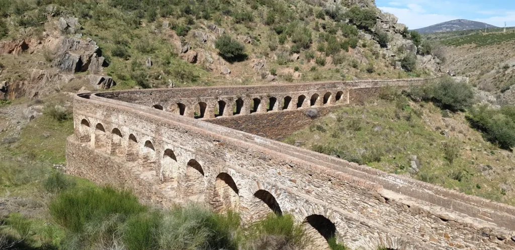 Descubre el Acueducto de las Herrerías
