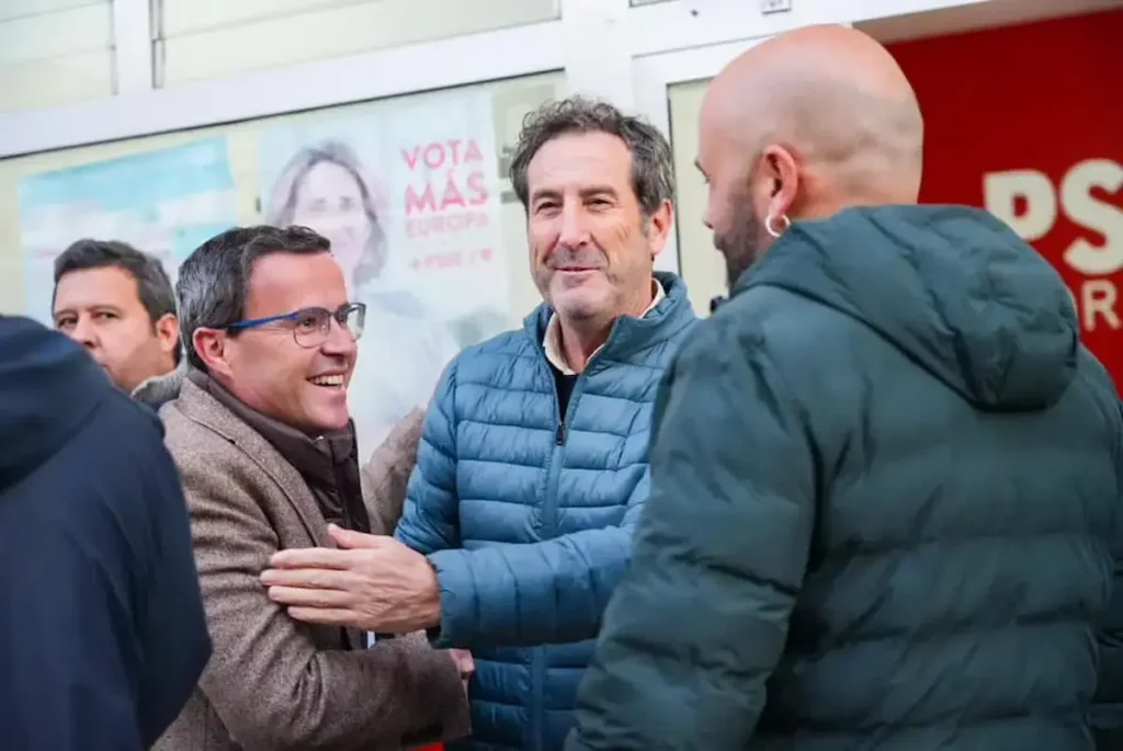 La militancia del PSOE de Montehermoso expresa su malestar por la ausencia del líder regional en su recorrido