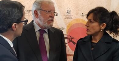 Tensiones internas en el PSOE de Extremadura: ¿Señales de reconfiguración o fragmentación?