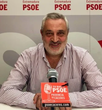 Tras 42 Años en la Política: El Alcalde en Calzadilla deja los cargos