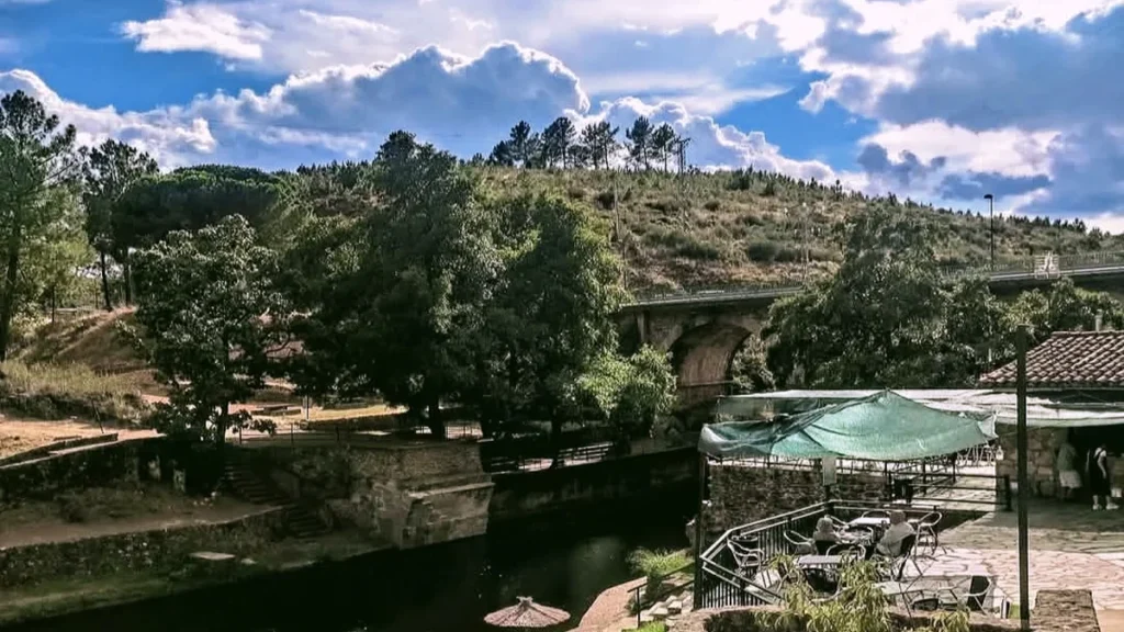 El Paraíso Acuático de Extremadura: Tu Guía Definitiva para las Piscinas Naturales en Cáceres
