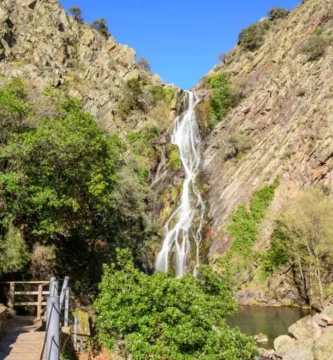 El Chorrituelo de Ovejuela en Las Hurdes