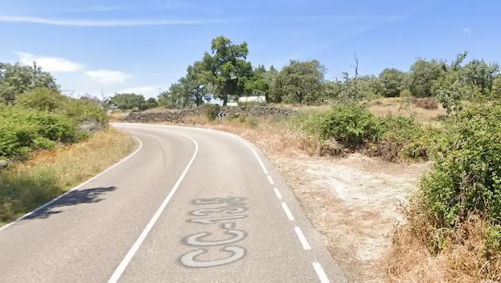 Grave accidente de tráfico en Aceituna una joven de 20 años fue trasladada al hospital Virgen del Puerto