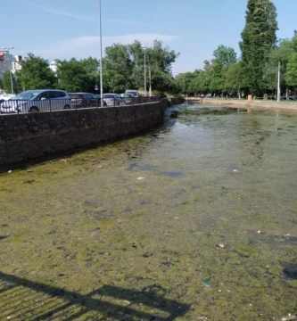 Tragedia en Plasencia: un hombre de 82 años fallece tras un accidente en el canal de baños de La Isla