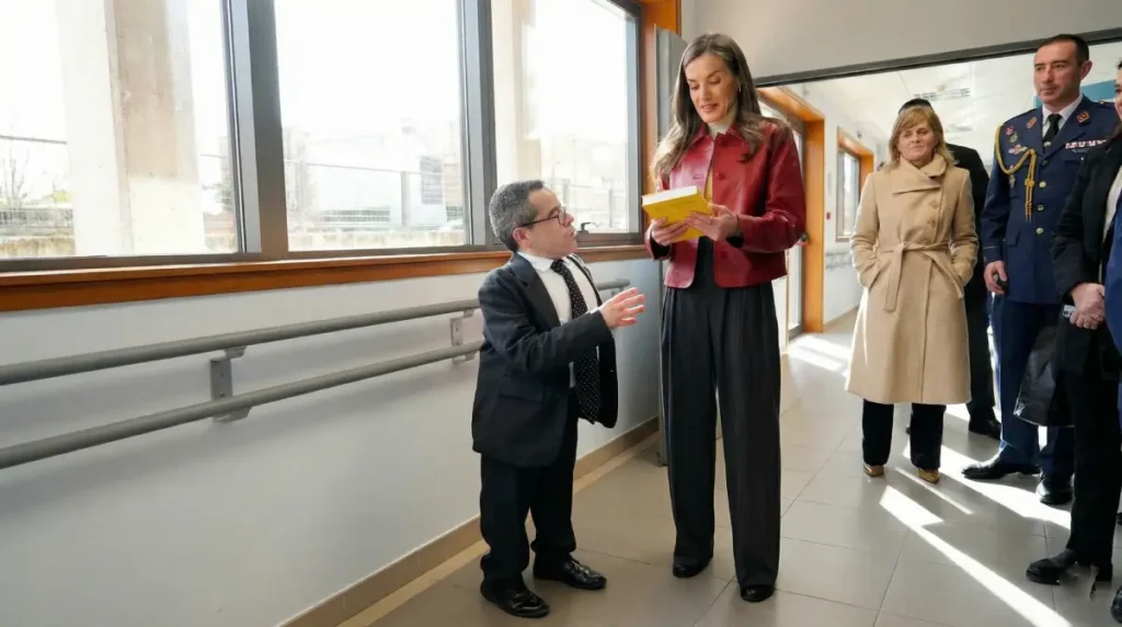 De Eljas a la Zarzuela: Jesús Martín Blanco y el histórico regalo de 'A Fala' a la Reina Letizi